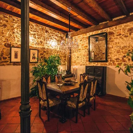 5 Bedrooms House With Enclosed Garden And Wifi At * Fuenteodra