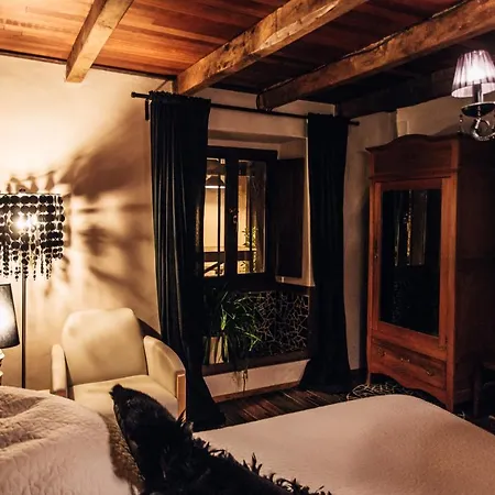 5 Bedrooms House With Enclosed Garden And Wifi At * Fuenteodra